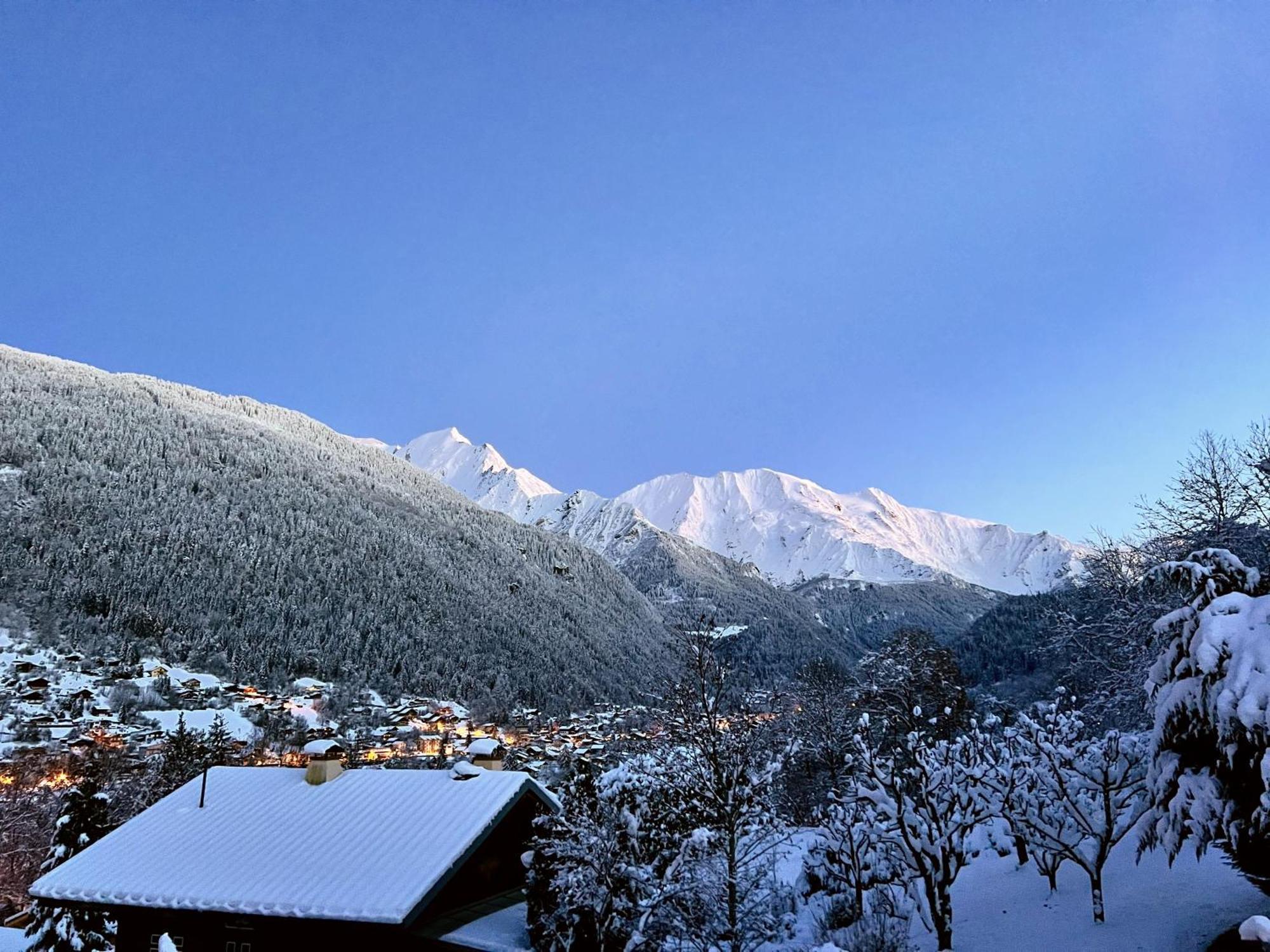 Chalet Mirador Appartement Vue Panoramique Situe A 25 Kms De Chamonix Сен-Жерве-ле-Бен Екстериор снимка